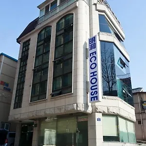 Guest house Myeongdong Ecohouse **